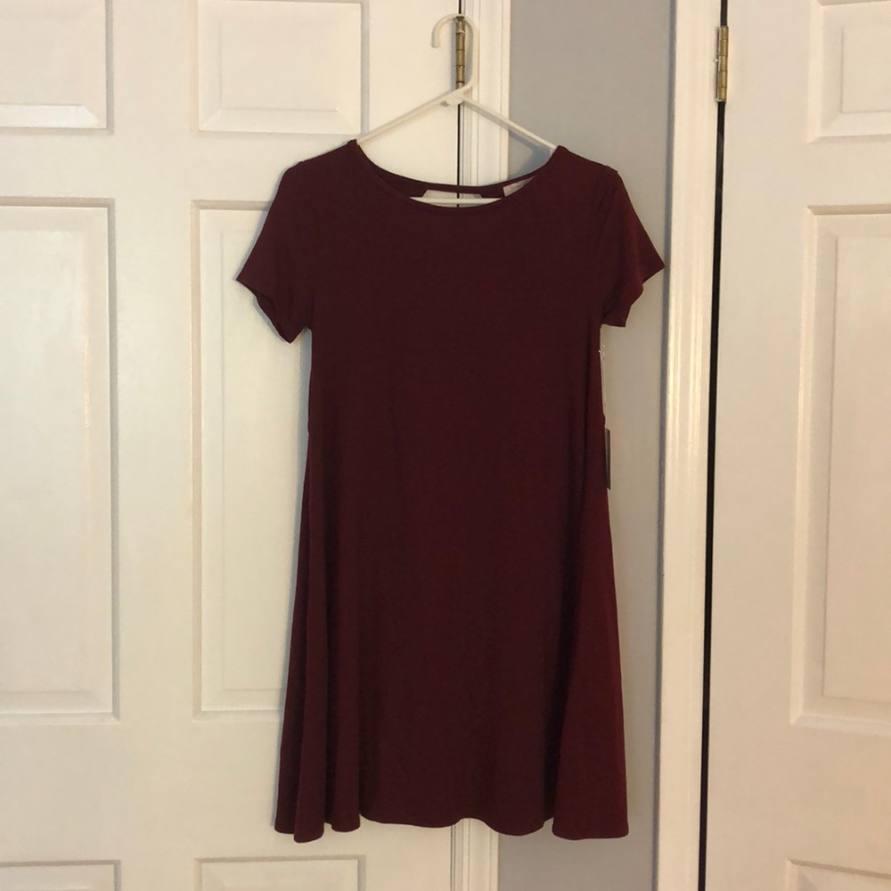 burgundy midi dress